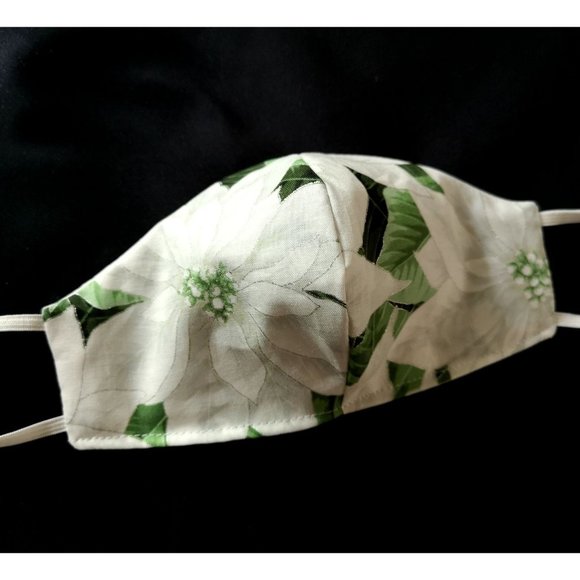 Adult Poinsettia Christmas Handmade Face Mask 100% Cotton white/green - Picture 1 of 2
